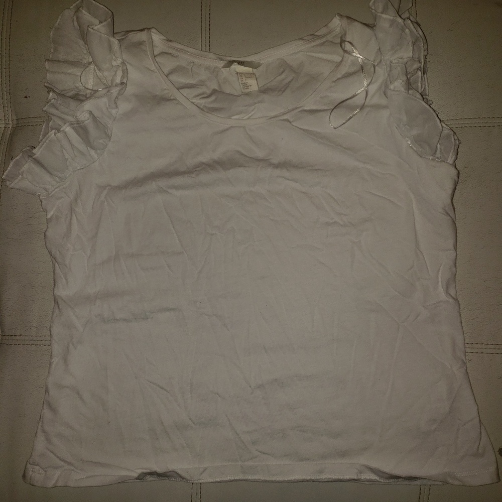H & M White short sleeve top